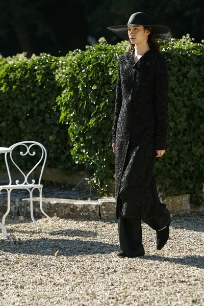 Look 22